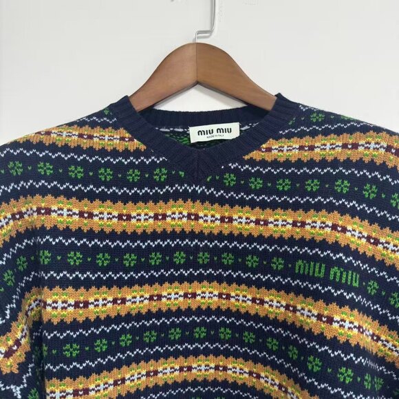 Miu Miu Wool V-neck sweater - Picture 6 of 14